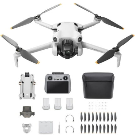 DJI Mini 4 Pro Fly More Combo Plus - Drone - USB