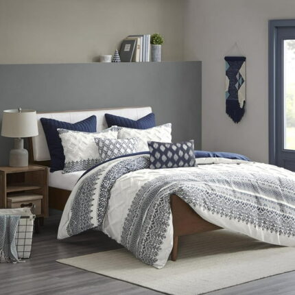 INK+IVY Mila 3-piece Cotton Printed Duvet Cover Set with Chenille in Navy