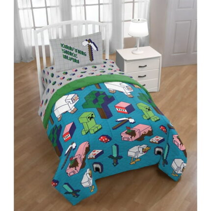 Minecraft Iso Animals Full Bed Set, Gaming Bedding, 100% Microfiber, Green