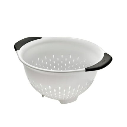 OXO SoftWorks 3 Quart Plastic Colander with Soft Non-Slip Handles and Elevated Base - White