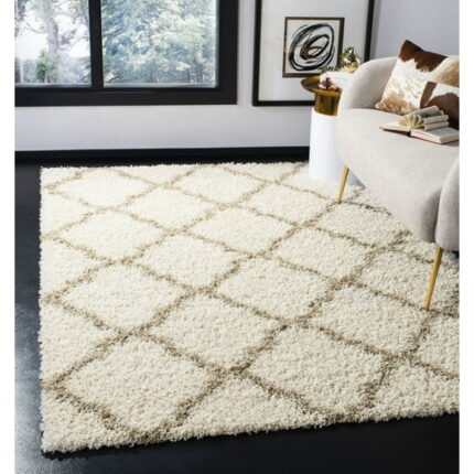 SAFAVIEH Daley Geometric Plush Shag Area Rug, Ivory/Beige, 3' x 5'